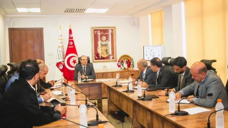 ISIE: Un centre d'appel permanent à l'étude